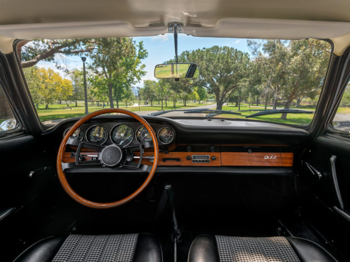 ivory porsche 911 1965 interior
